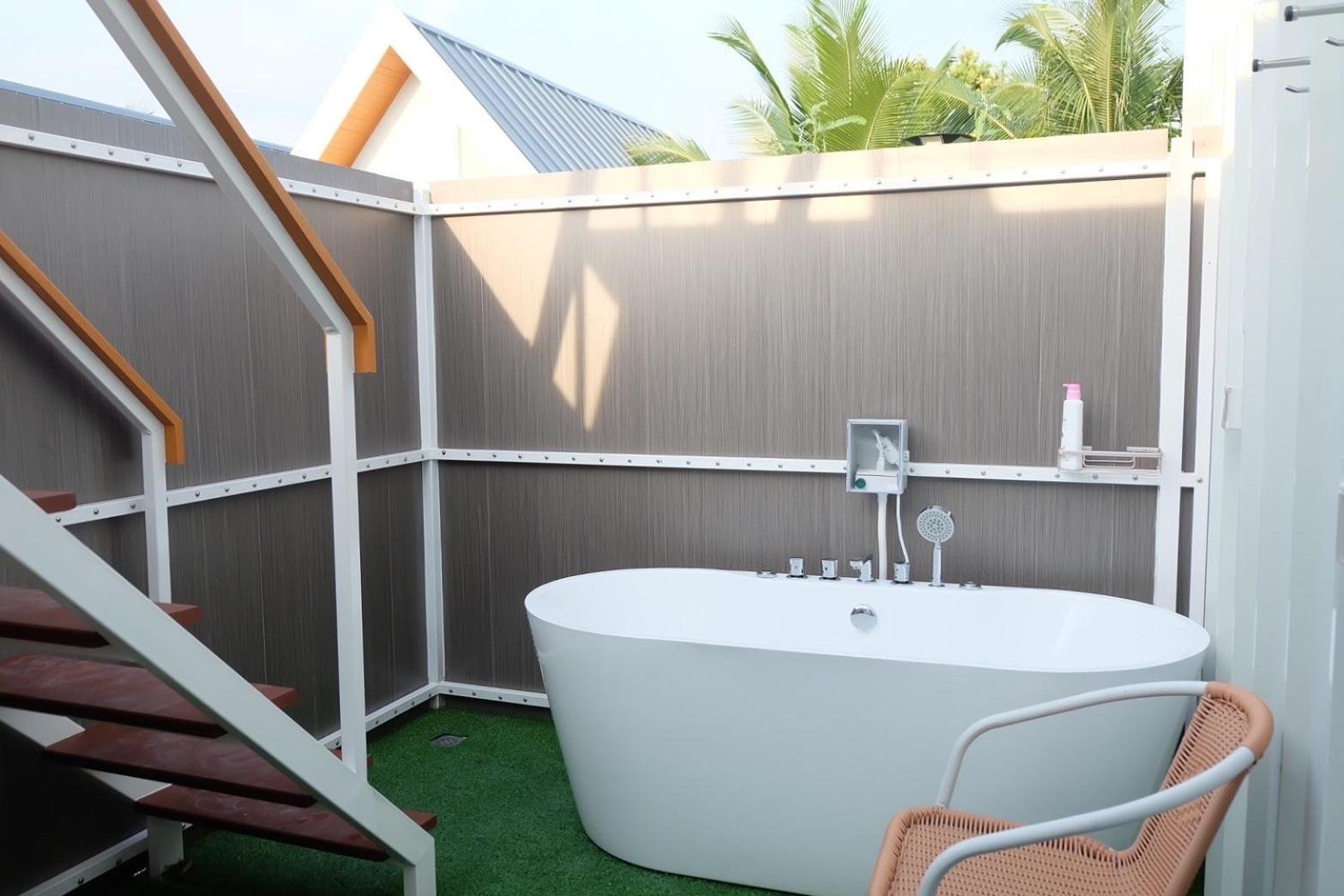 Baan Suan Madam บ้านสวนมาดามวังน้ำเขียว Exterior photo